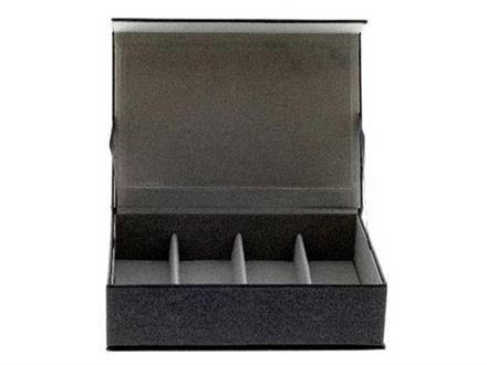 Magnetbox S leer für 4 Brillen Magnetbox S leer für 4 Brillen